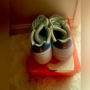 Nike Adult Air Zoom GT Cut 2 (Pre-owned) Good condition. Size 14